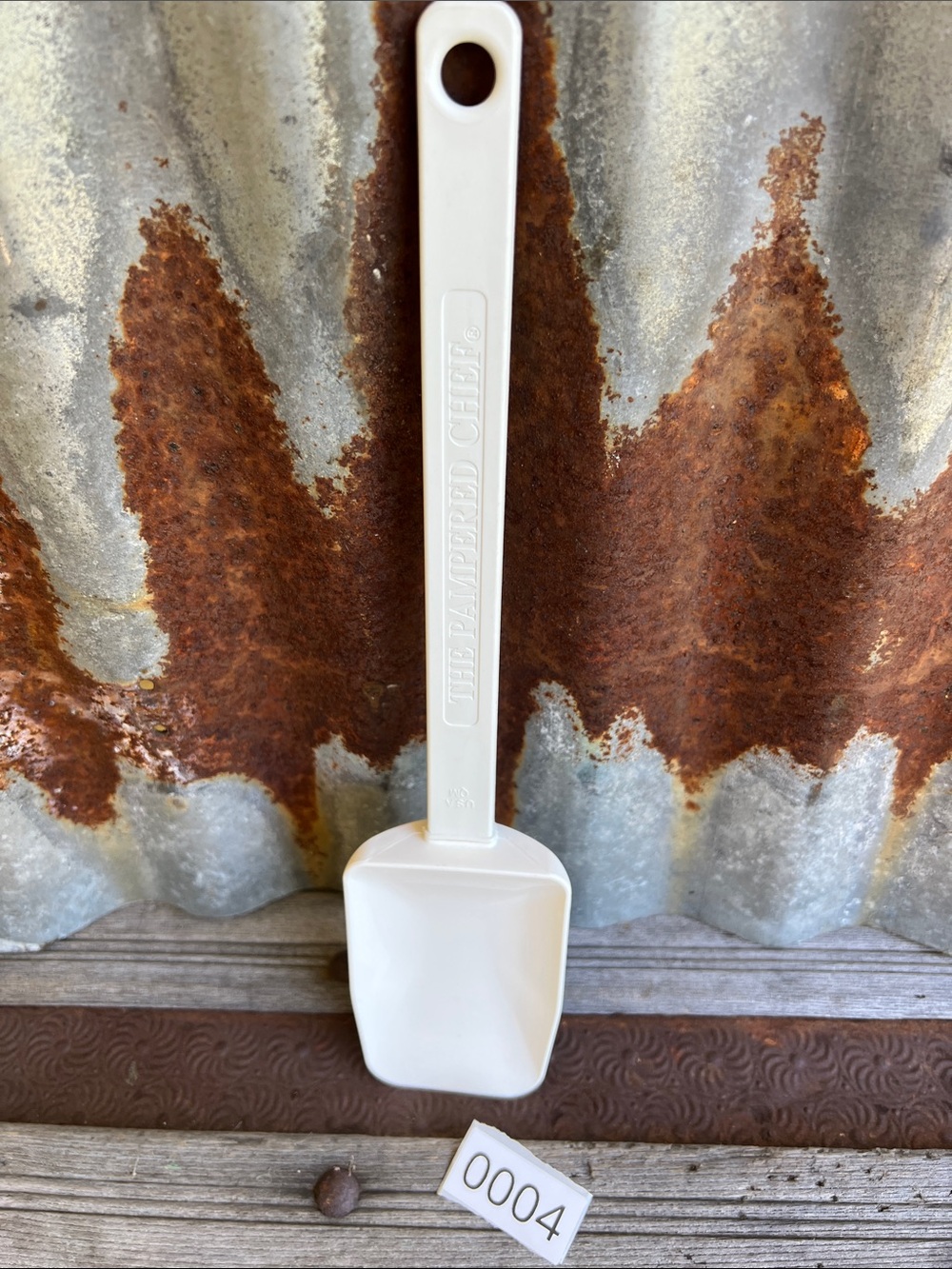 Pampered Chef Mix 'N Scraper Spatula Heavy-Duty Scraper + Spoon in one - Picture 16 of 16